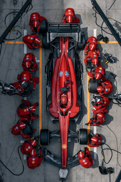 FERRARI PIT STOP