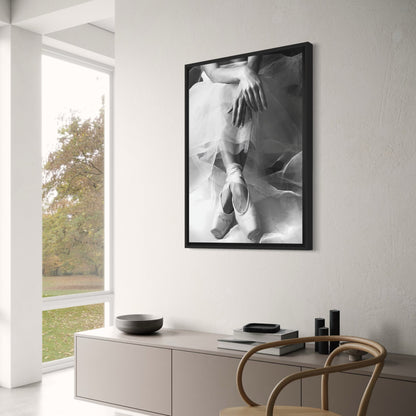 L'Attesa | Elegant Fine Art Decor