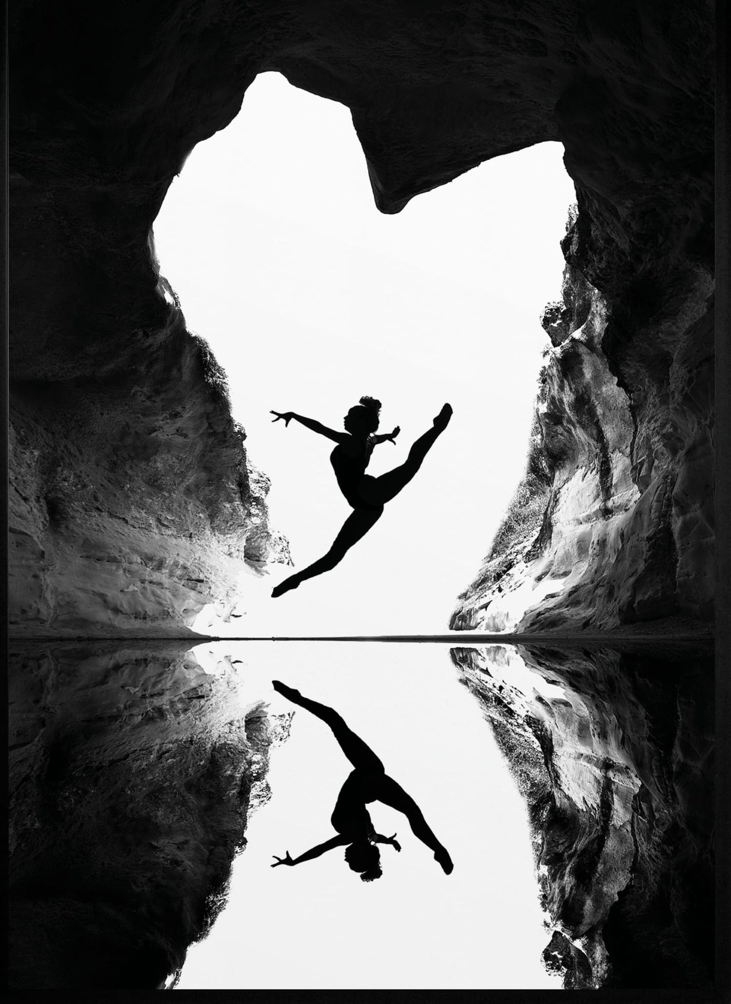 A Beating Heart | Artistic Wall Poster | Heartbeat Design | Home Decor | Living Room Art | High-Quality Print