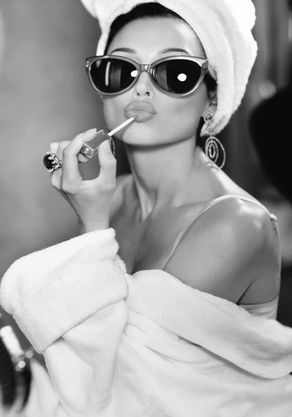 Audrey Hepburn | Lipstick Glamour | Vintage Style