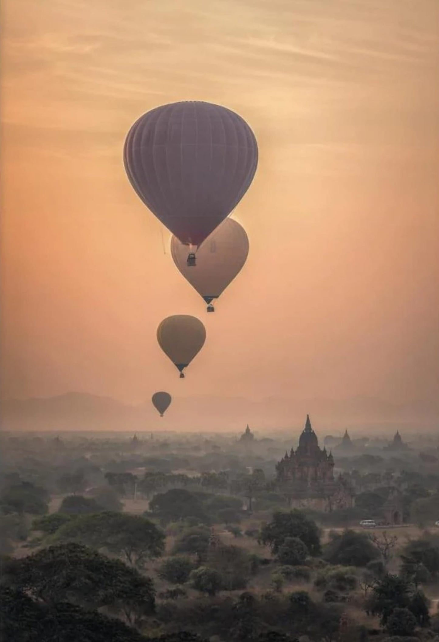 Hot Air Balloons | Vintage Aesthetic